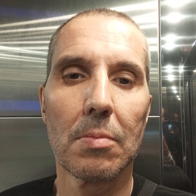 Алексей Лукасов, Россия, Красногорск, 47 лет, 1 ребенок. Хочу найти Домашнюю, одинокую, возможно разведенную женщину от 30-ти до 45-ти лет, без детей.Контрактник Министерства обороны. 
Участник СВО. После ранения в зоне боевого соприкосновения нахож