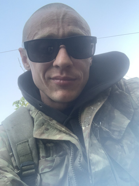 Владислав, Россия, Донецк, 30 лет, 1 ребенок. Познакомлюсь с женщиной для любви и серьезных отношений, брака и создания семьи, рождения совместныхЖиву