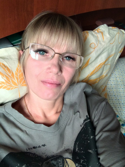 Яна, Россия, Москва, 47 лет. Ищу: Идеальный мужчина не пьёт, не курит, не играет в азартные игры, не смотрит на других женщин, никогда...  Анкета 757945. 