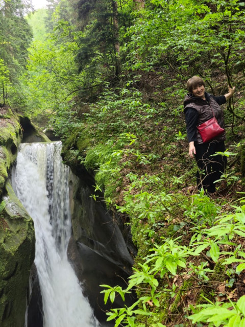Зинаида, Россия, Лабинск, 54 года, 2 ребенка. Познакомлюсь с мужчиной для любви и серьезных отношений.Вдова. Живу одна. Серьезная, работаю.