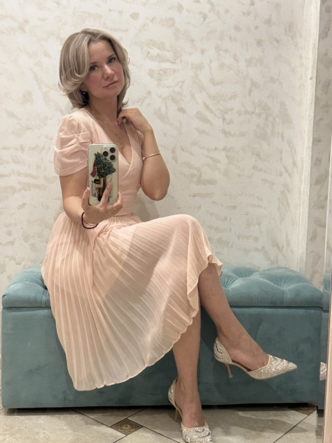 Татьяна, Россия, Москва, 44 года, 1 ребенок. Искренне желаю встретить спутника жизни. Прошу не писать тех, кто преследует другие интересы.  Анкета 761145. 