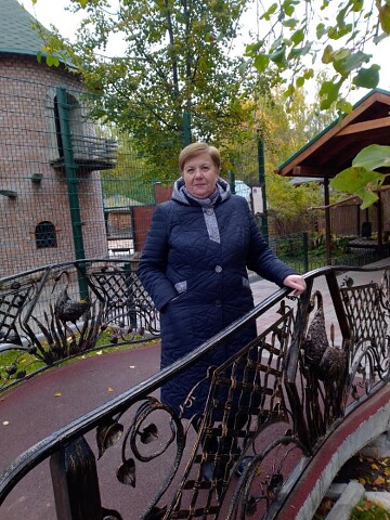 Елена Сайгина, Россия, Нижний Новгород, 63 года. Хочу найти мужчину со схожими увлечениями, без вредных привычек,способного любить, взаимностьгарантируюдобрая,надёжная,позитивная,без вредных привычек, работающая пенсионерка,