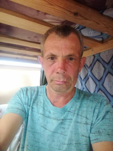 Фёдор, Ульяновск, 49 лет, 2 фото. Встретить хорошую, добрую девушку, если у неё есть дети вырастим и воспитаем вместе. Главное, чтобы...  Анкета 762142. 