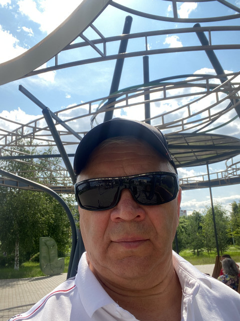 Александр, Санкт-Петербург, 57 лет, 1 ребенок, 1 фото. Познакомлюсь с женщиной для любви и серьезных отношений, брака и создания семьи, гостевого брака, воспитания...  Анкета 762877. 