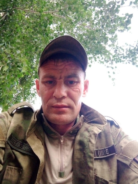 Егор, Россия, Донецк, 42 года. Познакомлюсь с женщиной для дружбы и общения.Военный