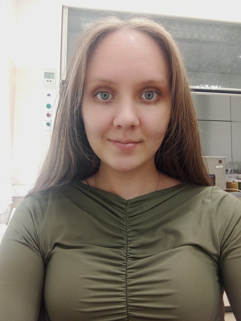 Екатерина, Россия, Санкт-Петербург, 26 лет, 1 ребенок. Инженер, есть ребёнок. Ищу человека для общения, прогулок и, возможно, длительных отношений.