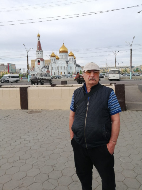 Сергей, Россия, Иркутск, 63 года. Познакомлюсь с женщиной для дружбы и общения. остальное при встрече.Одинокий мужчина, всё на месте, люблю авто путешествия