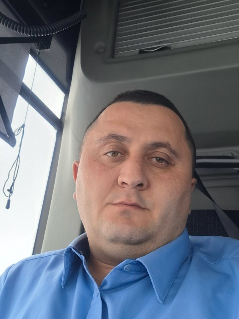 Нугзар Иашвили, Россия, Москва, 39 лет, 1 ребенок. Меня зовут Нугзар. По национальности грузин. В разводе. Родом из Краснодарского края. Живу и работаю