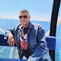 Евгений Аникьев, Россия, Иркутск, 44 года