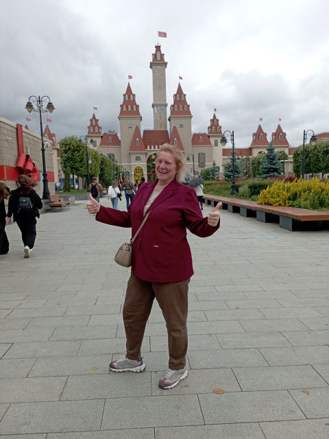 Лариса, Россия, Омск, 54 года, 1 ребенок. Она ищет его: Познакомлюсь с мужчиной для любви и серьезных отношений, брака и создания семьи, дружбы и общения.Люблю природу, люблю готовить. Спокойная. Работаю. Не люблю лжи.