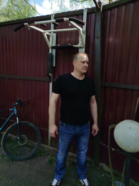 Алексей, Россия, Москва, 49 лет, 1 ребенок. Познакомлюсь с девушкой для дружбы, общения, серьезных отношений, воспитание детей.То, что ты ищешь, тоже ищет тебя)