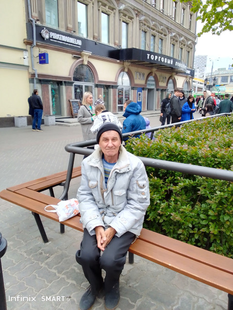 Сергей, Россия, Заинск, 65 лет. Познакомлюсь с женщиной для любви и серьезных отношений, брака и создания семьи.64 года, пенсионер, высшее, холост, дети разъехались, один в 2-х кв