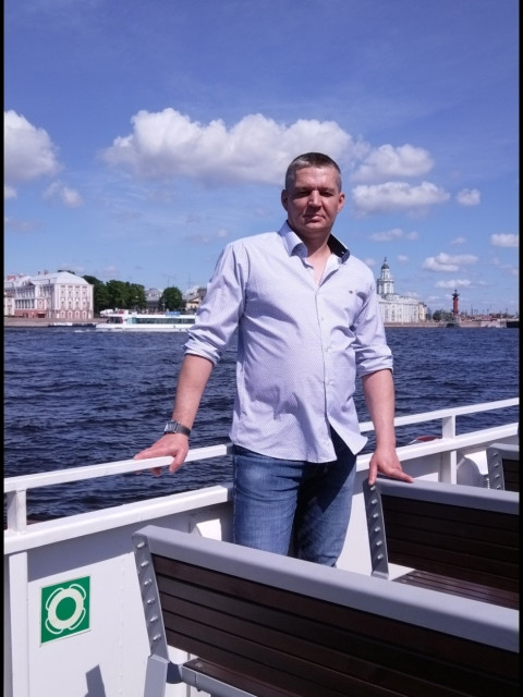 Максим, Россия, Санкт-Петербург, 41 год, 1 ребенок. Познакомлюсь с женщиной из Санкт-Питербурга для серьезный длительных отношений и создание семьи ценю...  Анкета 775554. 