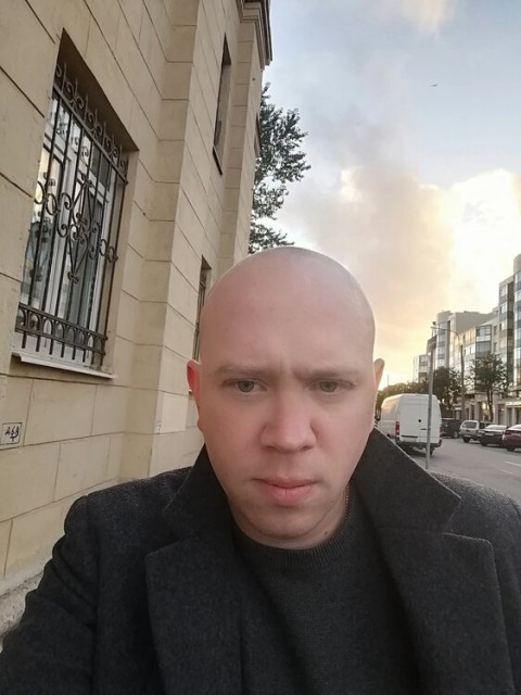 Вячеслав Комаров, Россия, Туапсе, 35 лет, 1 ребенок. Он ищет её: Ищу женщину 40-60 лет для нечастых конфиденциальных встреч. Рукастый и трудолюбивый. Готов помогать   Анкета 776380. 