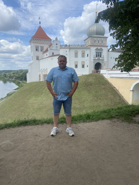 Василий, Россия, Москва, 49 лет, 2 ребенка. Познакомлюсь с женщиной для любви и серьезных отношений.Готов к новым отношениям.