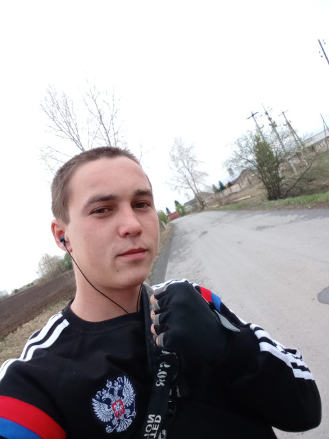 Сергей Зубов, Россия, Тюмень, 23 года. Познакомлюсь для серьезных отношений и создания семьи.