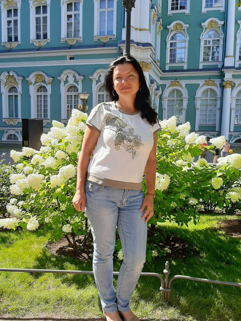 Татьяна, Россия, Москва, 47 лет, 1 ребенок. Она ищет его: Познакомлюсь с мужчиной адекватного возраста для серьезных отношений.Живу и работаю в Москве. Есть взрослая дочь 26 лет.