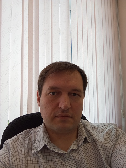 Евгений, Россия, Новосибирск, 43 года. Серьёзный, спокойный. Ищу девушку для серьёзных отношений и создания семьи.