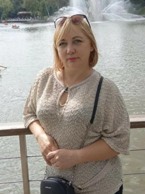 Елена, Москва, м. Медведково, 55 лет, 1 ребенок, 1 фото. Познакомлюсь с мужчиной для серьезных отношений. Который имеет свой собственный заработок. С жильем....  Анкета 781621. 