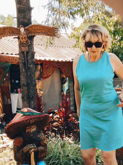 Зоя, Россия, Антрацит, 47 лет. Познакомлюсь с мужчиной для любви и серьезных отношенийСимпатичная, добрая, с ч/ю, стройная, умею готовить, воспитанная, начитанная, веселая, адекватная