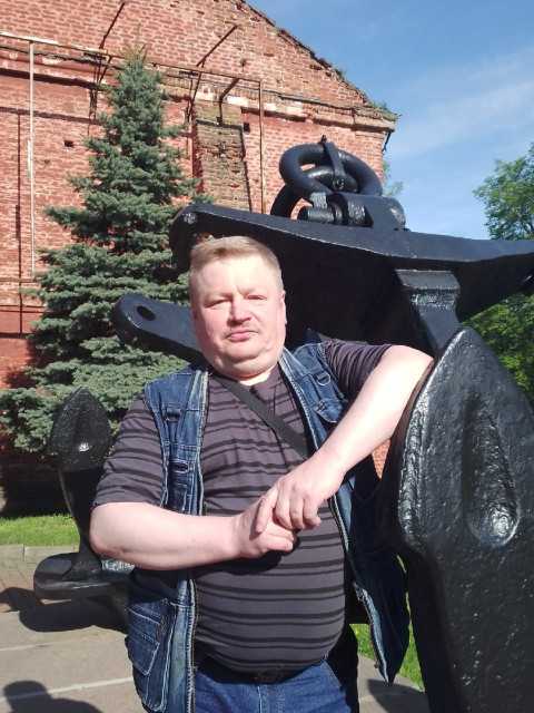 Валентин, Санкт-Петербург, м. Рыбацкое, 50 лет, 1 ребенок. Познакомлюсь с женщиной для любви и серьезных отношений.адекватный, с нормальным чувством юмора, без вредных привычек