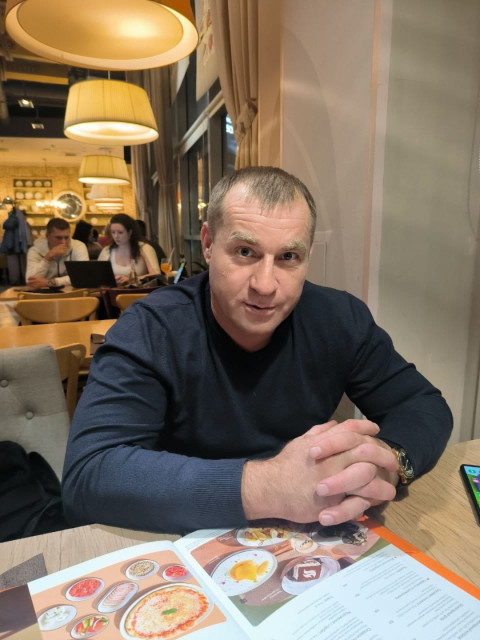 Андрей, Москва, 45 лет, 5 фото. Ищу: Женственную.  Анкета 787308. 