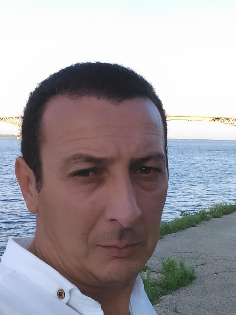 Заур, Россия, Саратов, 41 год, 1 ребенок. Познакомлюсь с женщиной для любви и серьезных отношений. Анкета 788151. 