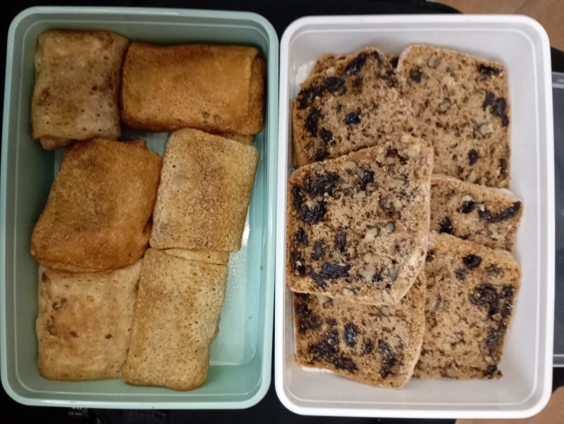 Просто скажите кому-нибудь "спасибо!". Всегда есть за что поблагодарить)))