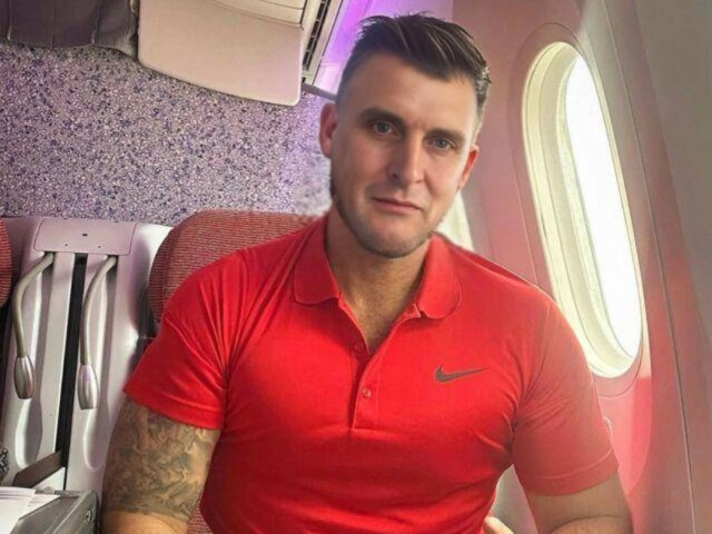 Владислав, Россия, Уфа, 54 года. Хочу найти Простую, с чистым сердцем, душой без лжи и фальши! Которая будет лучшим другом, поддержкой, хозяйкойобычный, как и тысячи других парней!