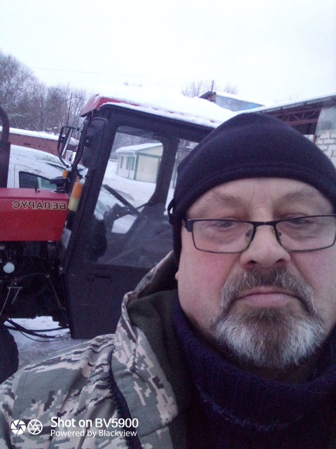 Валерий, Россия, Калуга, 63 года, 1 ребенок. Познакомлюсь с женщиной для любви и серьезных отношений, гостевого брака.Вроде нормальный не глупый не мне судить