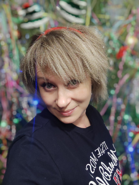 Елена, Россия, Донецк, 44 года, 1 ребенок. Познакомлюсь с мужчиной для любви и серьезных отношений, брака и создания семьи.Люблю смотреть фильмы, Люблю Marvel) обожаю отдыхать на природе, шашлычок, коньячок)) люблю жизнь&#x