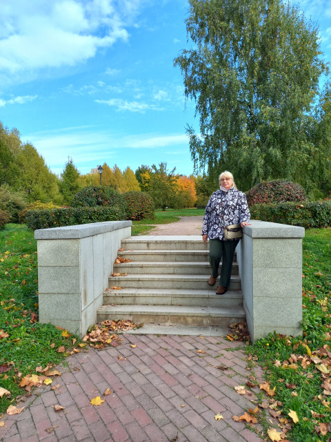 Елена, Москва, 66 лет, 2 ребенка. Познакомлюсь с мужчиной, одиноким москвичом желательно вдовцом, только для серьезных и честный отношений,...  Анкета 793655. 