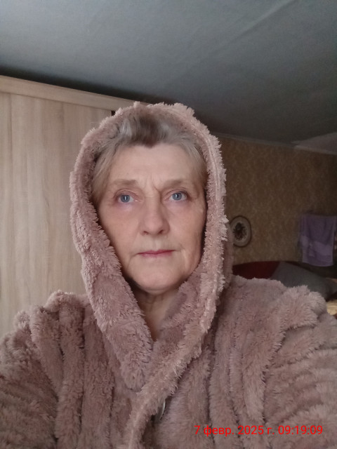 Нина, Россия, Вязьма, 67 лет, 1 ребенок. Познакомлюсь для брака и создания семьи, дружбы и общения с порядочным мужчиной.  Анкета 793805. 