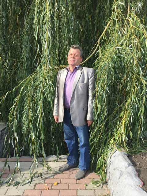 Влад, Россия, Москва, 45 лет. Познакомлюсь с женщиной для дружбы и общения.О себе при встрече