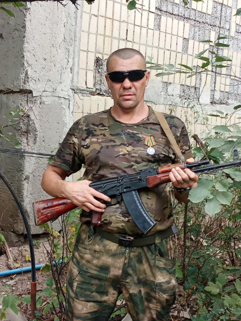 Алексей, Россия, Кызыл, 42 года. Познакомлюсь с женщиной для любви и серьезных отношений.Умничка, добропорядочный, люблю заниматься спортом, отзывчивый. Всегда приду на помощь. Ищу девушку 