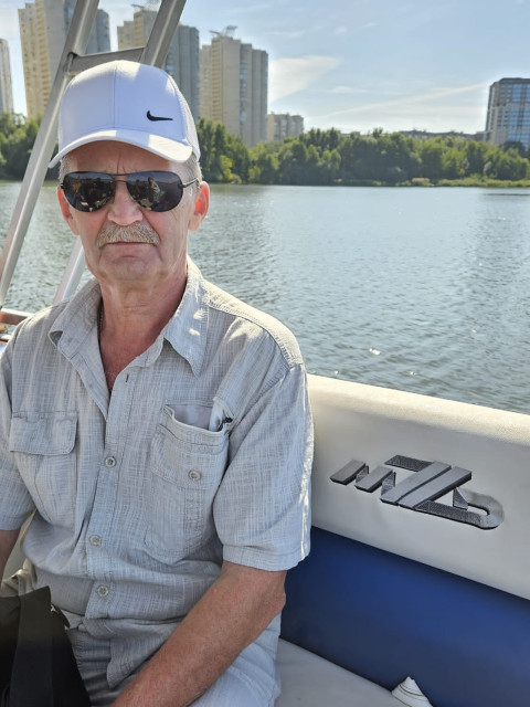Валера, Россия, Воронеж, 67 лет, 2 ребенка. Познакомлюсь с женщиной для дружбы и общения.Пенсионер. Спокойный, уравновешенный.