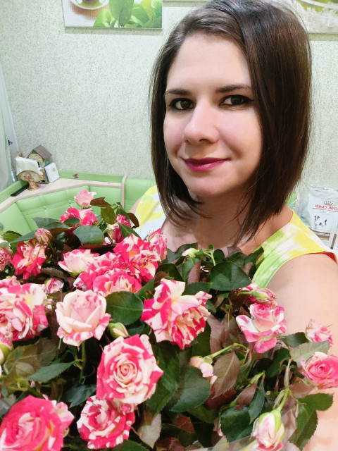 Ульяна, Москва, м. Тёплый Стан, 35 лет, 2 ребенка. Познакомлюсь с мужчиной для любви и серьезных отношений, брака и создания семьи, воспитания детей, дЯ мама 2 замечательных дочек. Ищу мужчину, который не много говорит, но много делает, который понима