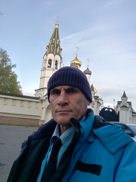 Александр, Россия, Москва, 53 года, 2 ребенка. Хочу найти Женщину для семьи, не худую и не слишком полнуюДружелюбный