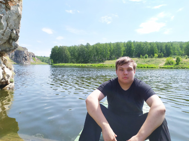 Семён, Россия, Челябинск, 21 год. Познакомлюсь с девушкой для дружбы и общения. Анкета 800694. 