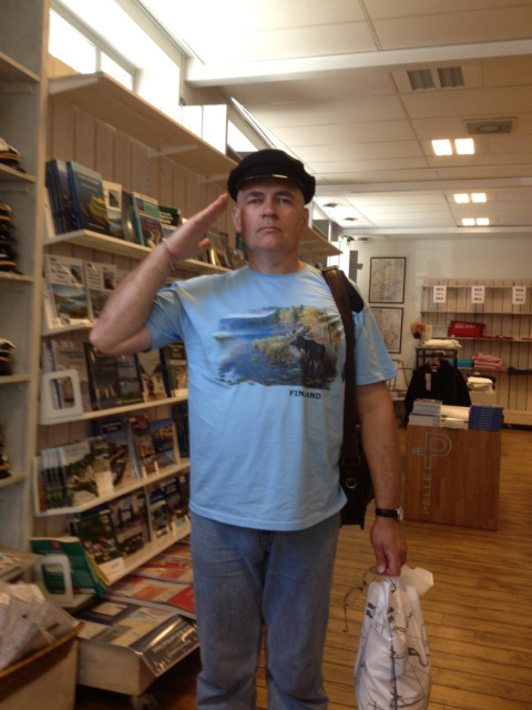 Вячеслав, Россия, Москва, 49 лет, 1 ребенок. Познакомлюсь со свободной женщиной из Москвы или Московской области, в данный момент для гостевого бРусский, коренной москвич, знающий историю своего рода. 
Гуманитарий. 
Рожден под созвездием Близн