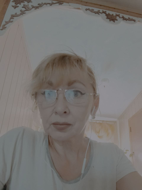 Зоя, Россия, Луганск, 47 лет, 1 ребенок. Познакомлюсь с мужчиной для любви и серьезных отношений, дружбы и общения.Воспитанная, с ч/ю, добрая, хозяйственная, начитана, грамотная речь, медик.