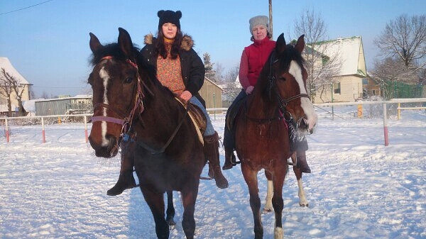 Тряхнула стариной с группой поддержки в виде дочки