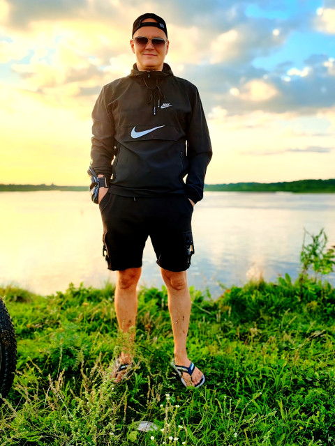 Альберт, Россия, Нижний Новгород, 51 год, 1 ребенок. Познакомлюсь с женщиной для любви и серьезных отношений, брака и создания семьи, дружбы и общения.Не шляюсь