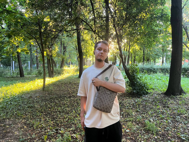 Алексей, Россия, Москва, 22 года. Познакомлюсь с девушкой для близкого общения с перспективой отношений. Ищу в возрасте от 18 до 40 леРаботаю, учусь на IT-специалиста.