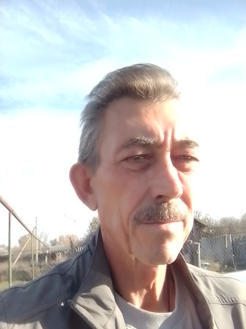 Владимир, Россия, Белинский, 55 лет. Познакомлюсь с женщиной для любви и серьезных отношений.Работаю в Москве на вахте, есть своё авто, разведён, живу один.