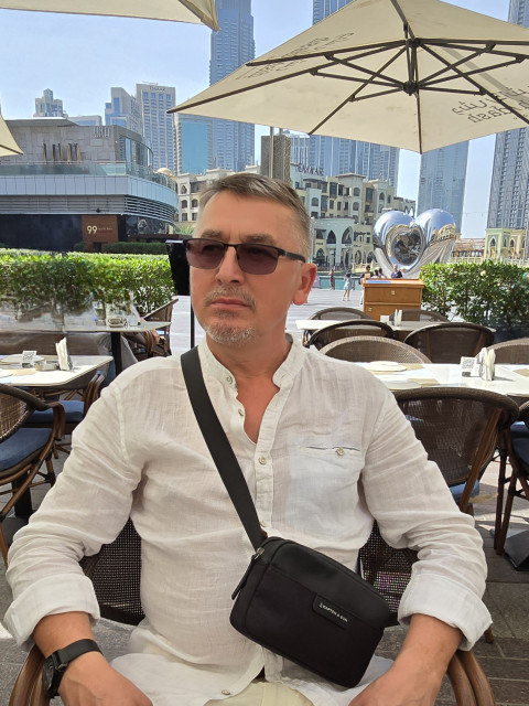 Alex, Дюссельдорф, 51 год, 3 фото. Познакомлюсь с женщиной для любви и серьезных отношений, дружбы и общения. 
 Хочу встретить стройную...  Анкета 808267. 