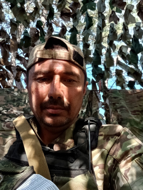 Денис, Россия, Донецк, 44 года. Познакомлюсь с женщиной для любви и серьезных отношений, брака и создания семьи.Военный