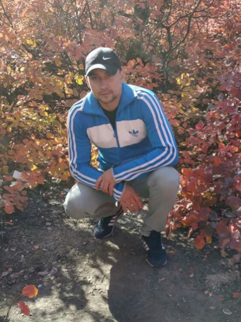 Андрей, Россия, Луганск, 38 лет, 1 ребенок. Познакомлюсь с женщиной для любви и серьезных отношений. Анкета 808935. 