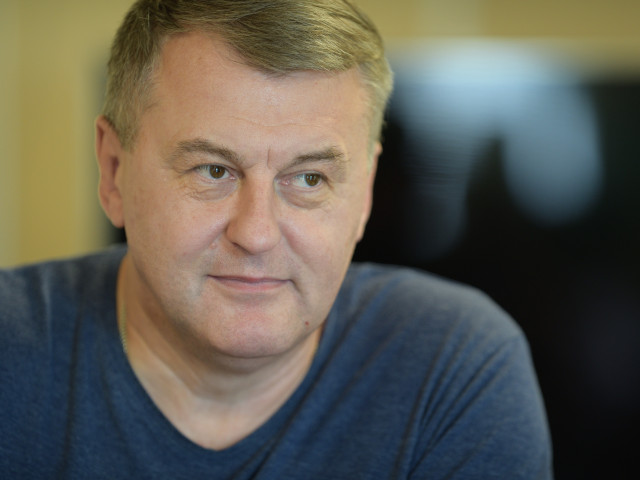 Михаил, Россия, Санкт-Петербург, 55 лет, 1 ребенок. Познакомлюсь с женщиной для любви и серьезных отношений, гостевого брака. Анкета 809297. 