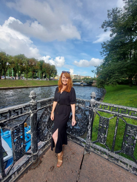 Юлия, Россия, Санкт-Петербург, 40 лет, 1 ребенок. Хочу найти Приятного в общении, разностороннего, с интересом к жизниОбщительная